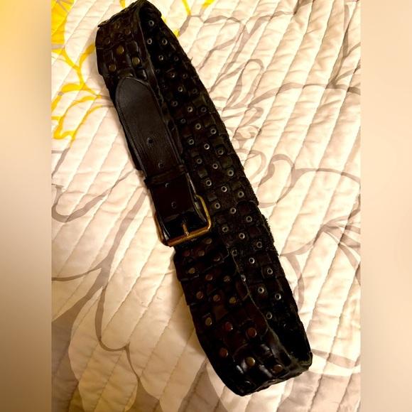 Black Leather Belt with Brass Buckle &  Rivets all around - Picture 9 of 10